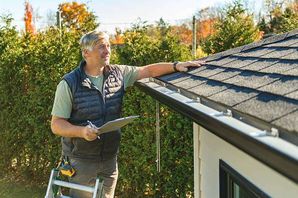 Professional Roofing technician working in Fleming, OH